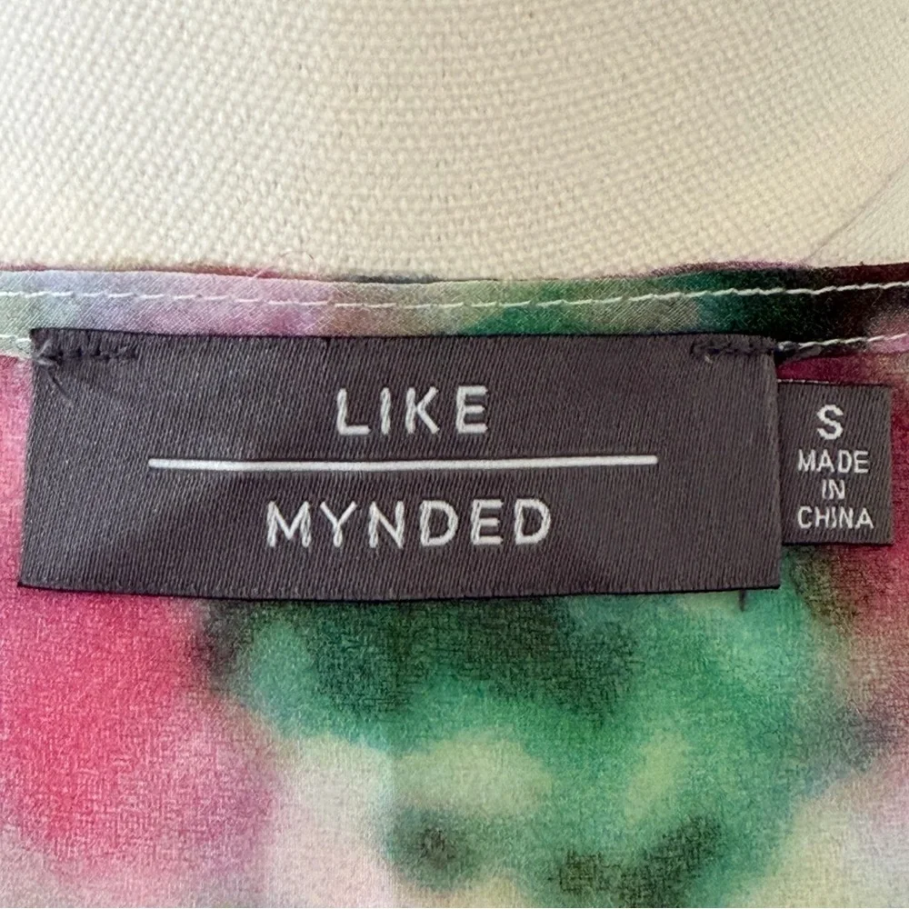 Like Mynded Elegant Floral Watercolor Swim Coverup - Picture 16 of 16